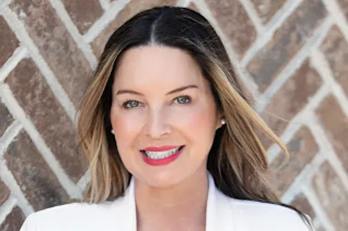 Angela Carlson